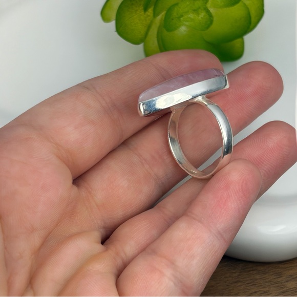 Pink Rainbow Moonstone Ring Size 8 3/4 New Chunky Sterling Silver 925 Overlay - Picture 9 of 11